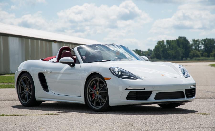  Porsche 718 Boxster S 2016 года  (NA) (фото 25 из 31)